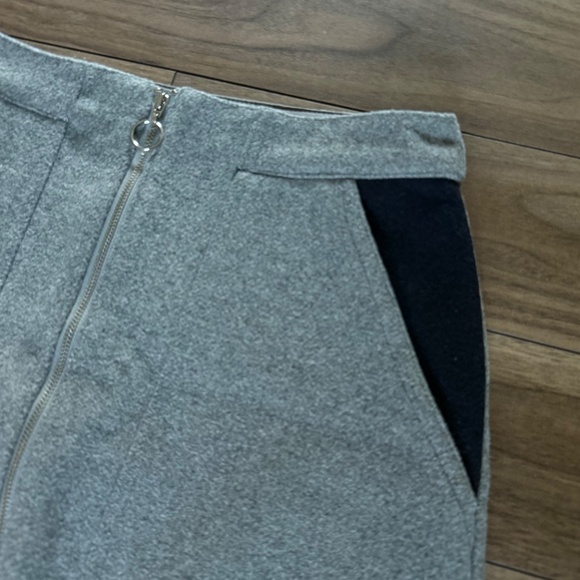 Zara Trafaluc Collection | Size M | Grey & Navy Wool A-Line Mini Skirt - Picture 5 of 7
